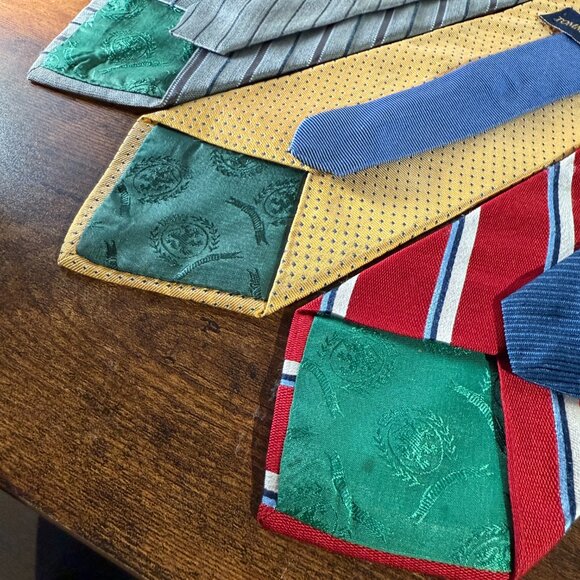 Lot of 3 VTG Crest Tommy Hilfiger Silk Mens Tie Made In USA Logo - Picture 5 of 5